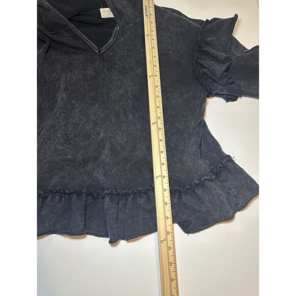 Anthropologie T. la Charcoal Ruffle Arm Hem V-Neck Hoodie Sweater Women's MEDIUM - Picture 7 of 8